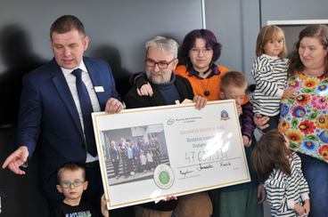 Lututów: przekazaniem środków zakończyła się akcja „Kilometr Złotych Serc”